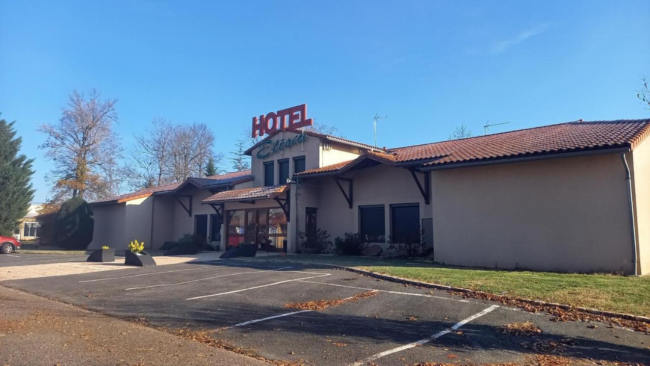 Etesia Hotel Feurs Exterior foto
