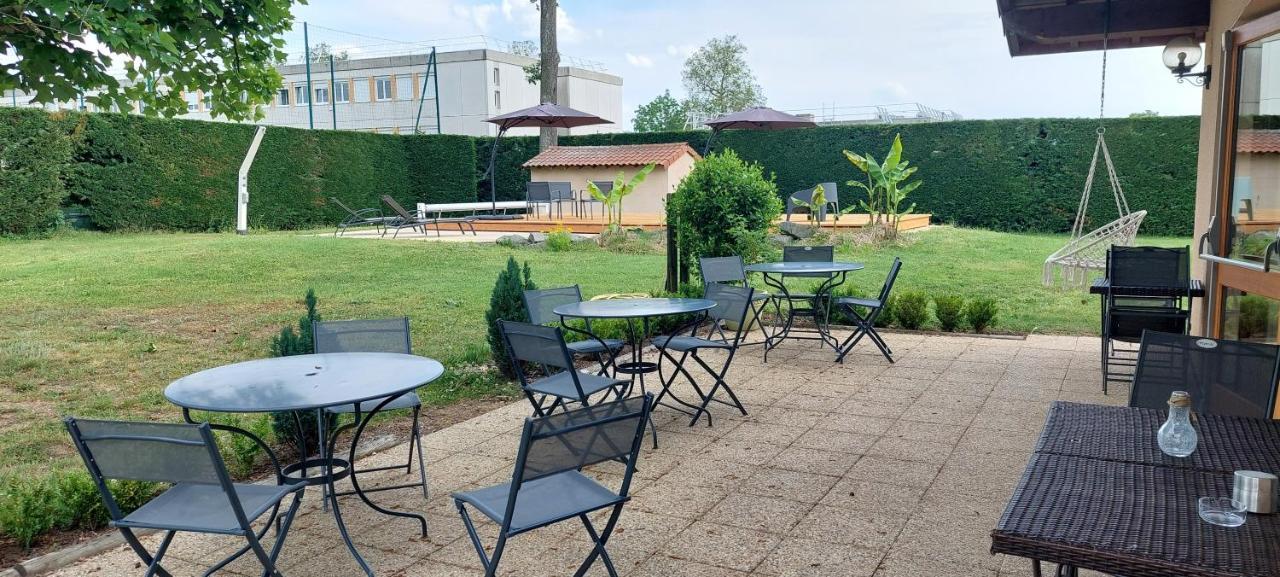 Etesia Hotel Feurs Exterior foto